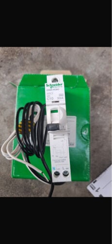 Scnider Elcb 10A