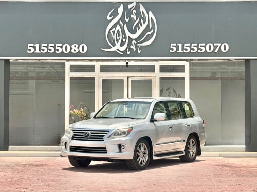 لكزس ال اكس 570 موديل 2012 