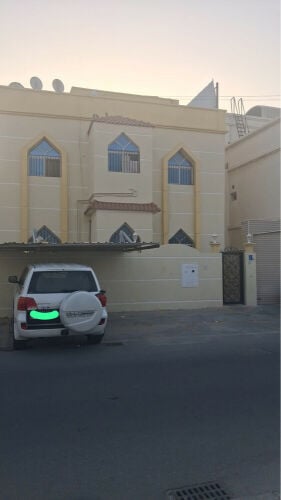 للبيع فيلا ممتازة في معيذرالجنوبي
