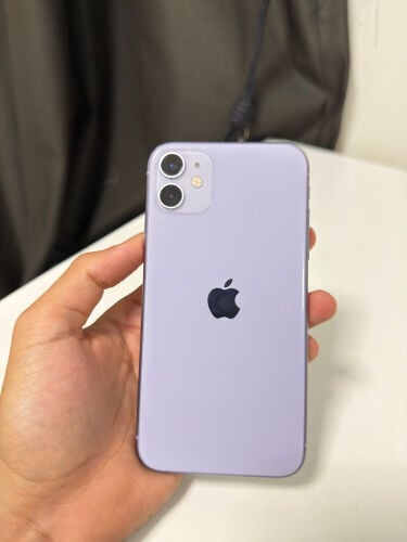 iPhone 11