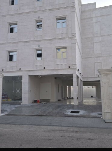 للبيع عماره جديده في الخور