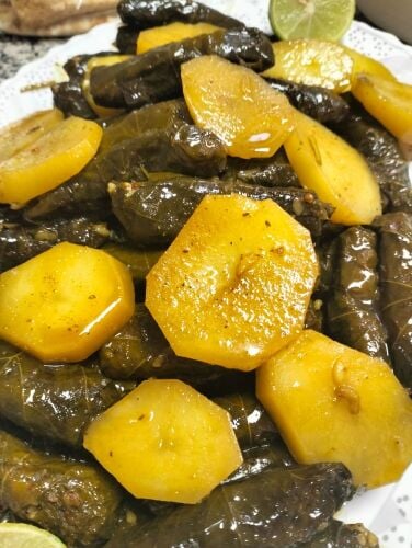 ورق عنب .حار .حامض.ذايب سبايسي