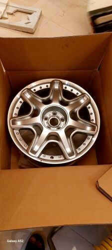 Bentely Rims...