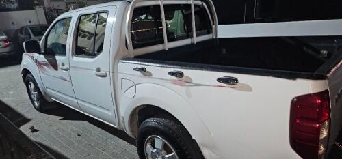 Nissan navara pick up