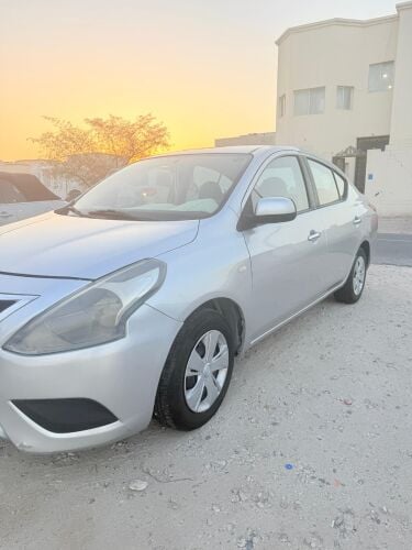NISSAN SUNNY 2015