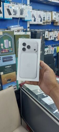 new 17pro 256gb sil
