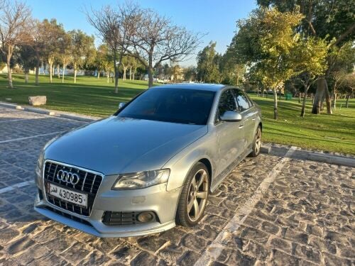 Audi A4 2011 S Line 2.0T
