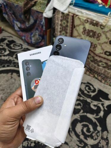 Samsung a16 4/128 same new only