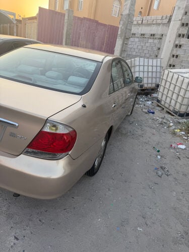كامري مخذنة