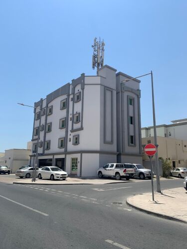 للبيع عماره في المطار