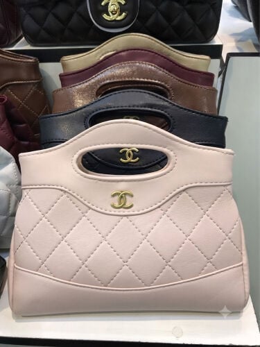 Chanel purse 
