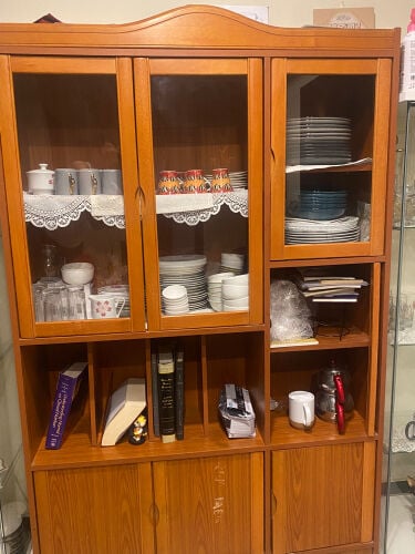 Cabinet for glasses and utensils