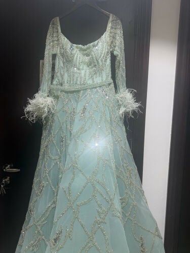 Luxury Mint Green Crystal Size:(M)