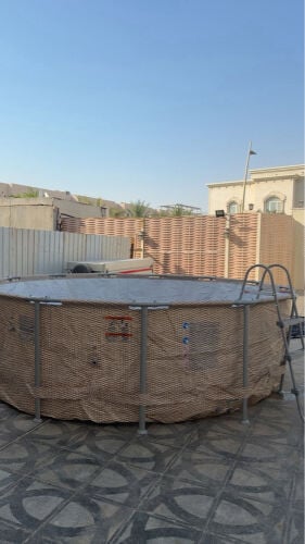 مسبح من ماركه عالميه "قابل لتفاوض