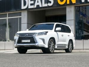 Lexus LX 570 2016