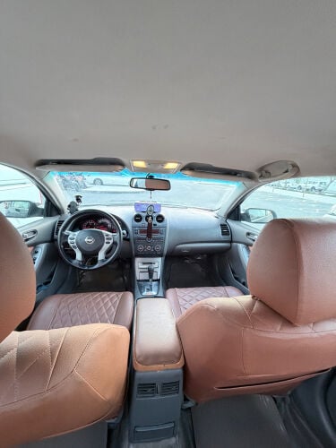 Nissan Altima 2009