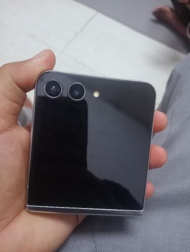 Samsung galaxy z flip 5
