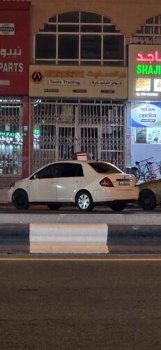 Nissan tida
