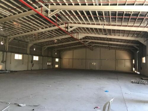 800 square meter carpentry workshop
