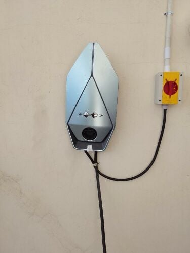 byd rox Tesla charge installation