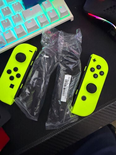 new Nintendo switch joycon L/R 