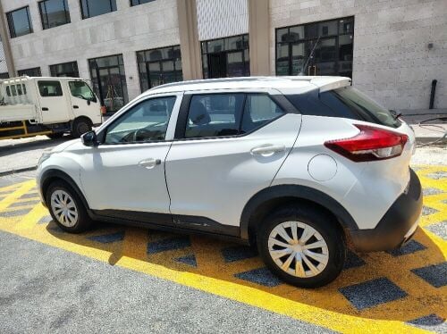 nissan kicks 2020