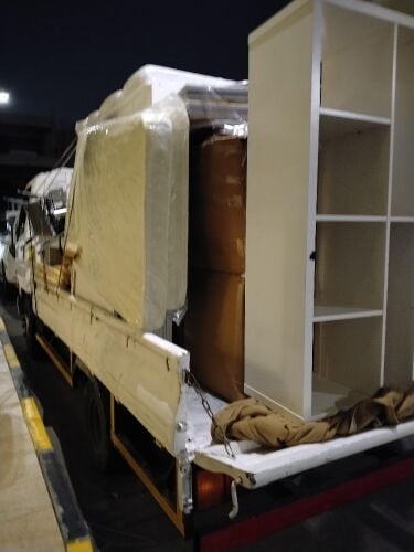 مطلوب سيارة نقل أثاث مغلقه بوكس ص