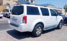 NISSAN PATHFINDER -2010