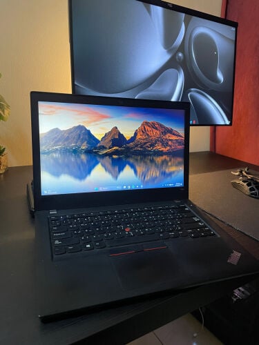 Lenovo T480 32GB RAM 8TH I5 256 SSD