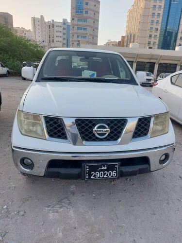 urgent sale Nissan navara 2015