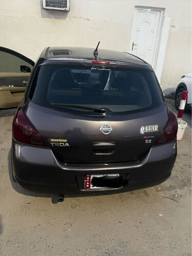 nissan tida