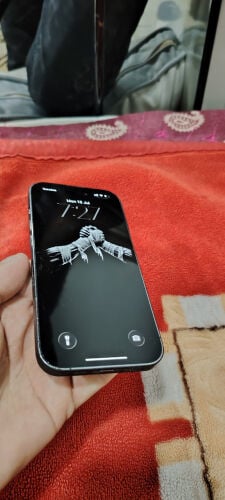 أيفون ١٤ برو ٢٥٦ جب باتري ٩٣