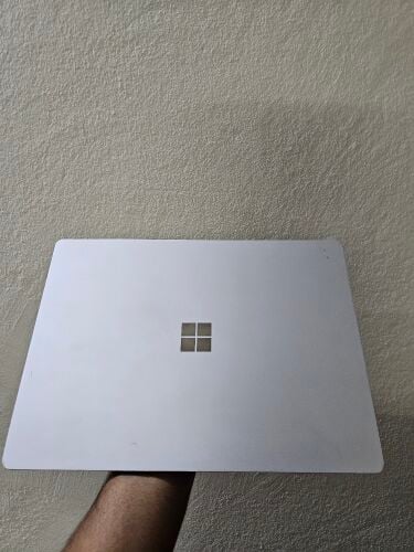 MICROSOFT SURFACE LAPTOP