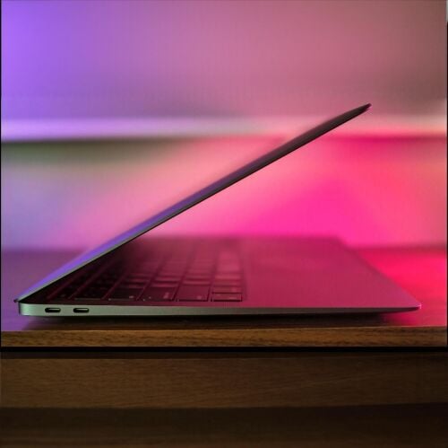 Apple i7 399 Qr with display issue