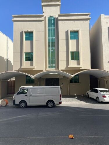 للبيع عمارة جديدة بمنطقة بن عمران