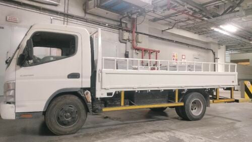 Truck for rent pickup Mistubishi ca