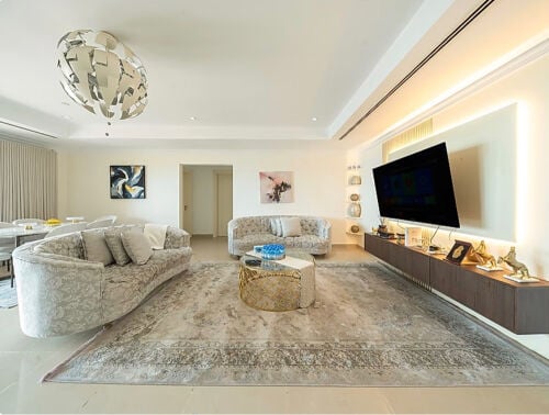 Elegant 3-Bedroom Residence 