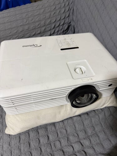 optoma 4k hdr projector 