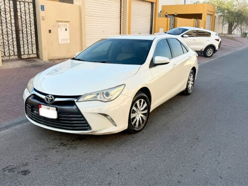 Toyota Camry gl 2016