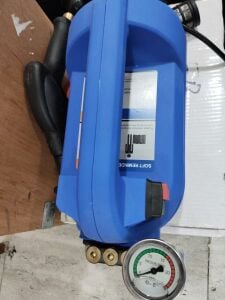 WATER PRESSURE WASHER