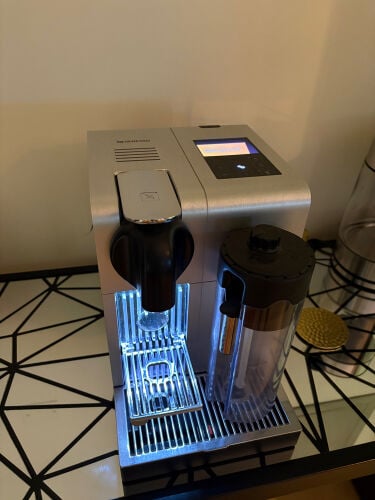 Nespresso Coffee Machine 