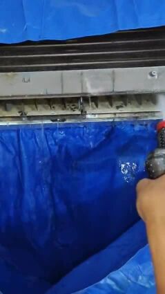 A/c sarvicing Only 60 Qr window 70