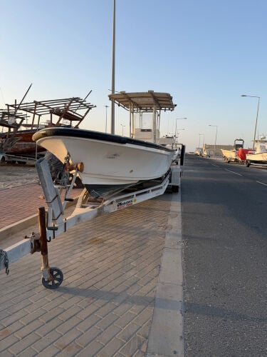 الشارقة مارين 28