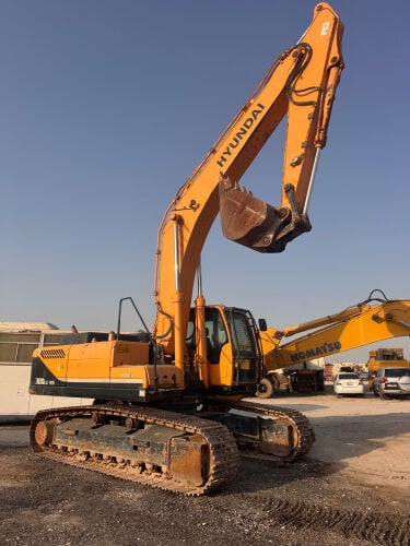 حفار هونداي2016