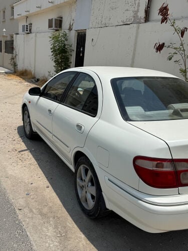 nissan sunny