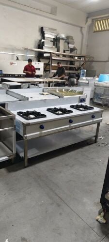 SS 3 Burnner Cooking Range