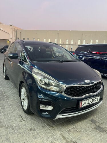 FOR SALE Kia Carens 2017