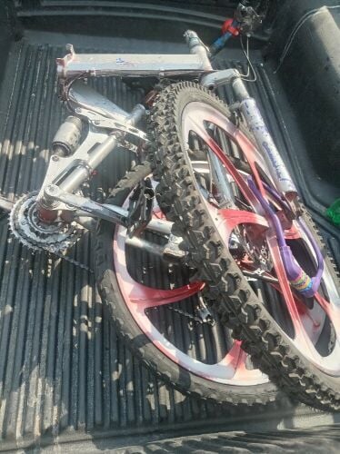 Sporty folding bicycle