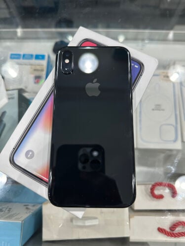 iPhone X