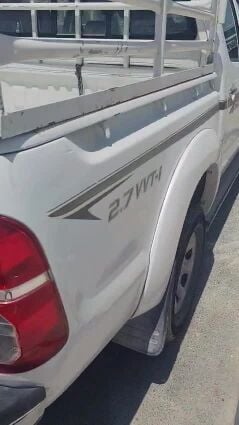 سيارة بيك اب للبيع
